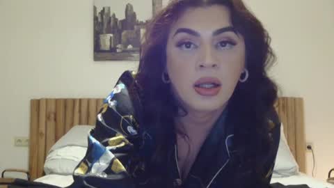 Dulce Maria online show from 04-29-26, 10:16