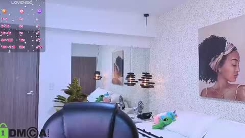 dulce_isabel_ online show from 07-22-26, 03:42