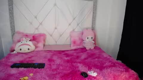 dulce_kiy online show from 05-19-26, 08:53