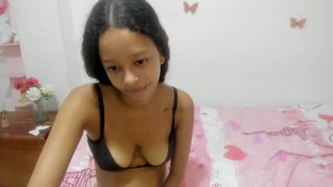 dulce_lan18 online show from 07-04-26, 02:12