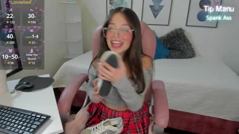 Snapshot of dulce_powl chatting on 12-21-24, 01:10 Dulce  online show from 12-21-24, 01:10