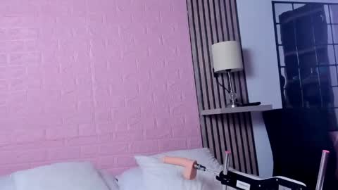 dulce_velve online show from 05-01-26, 03:55