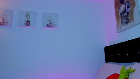 Daniela online show from 02-16-26, 10:44