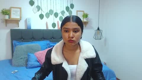 Tell me Mia online show from 06-11-26, 03:21