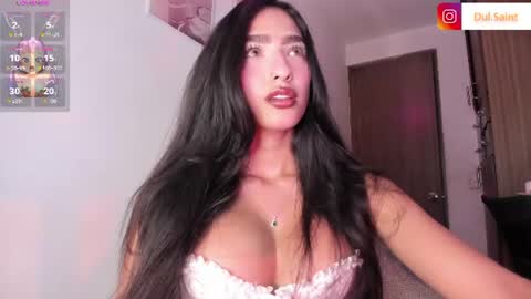 Snapshot of dulcesaint chatting on 07-23-26, 07:56 Dulce Saint online show from 07-23-26, 07:56