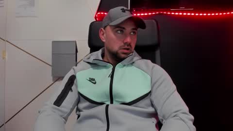 DuncanStone online show from 03-08-26, 04:49