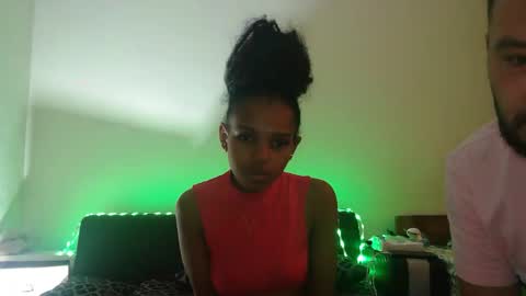 Snapshot of duochocolat chatting on 09-13-25, 08:25 Flo  aiyah online show from 09-13-25, 08:25