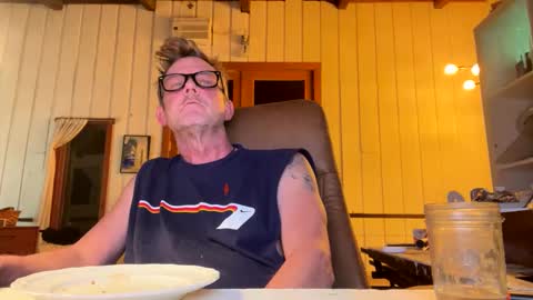 Snapshot of durakbrina chatting on 01-19-25, 01:00 Durakbrina online show from 01-19-25, 01:00