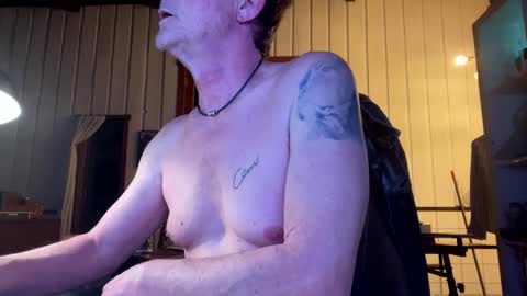 Snapshot of durakbrina chatting on 02-23-25, 01:02 Durakbrina online show from 02-23-25, 01:02