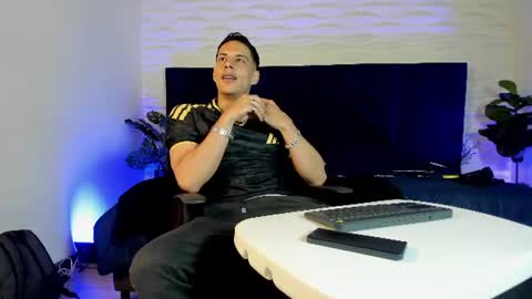 Dustin Sonne online show from 07-04-26, 03:13