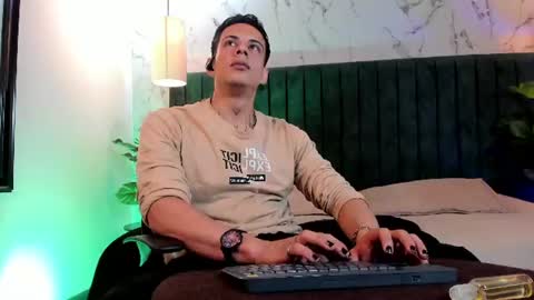 Dustin Sonne online show from 07-13-26, 03:31