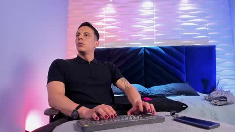 Dustin Sonne online show from 08-01-26, 03:39