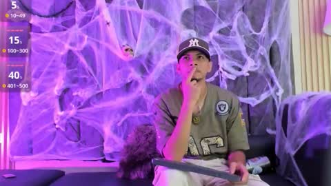 Snapshot of dustinandjordan chatting on 10-07-25, 03:47 dustinandjordan online show from 10-07-25, 03:47