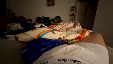 Snapshot of dustinderek chatting on 04-08-26, 12:54 dustinderek online show from 04-08-26, 12:54