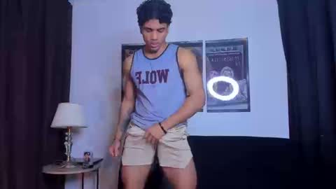 Snapshot of dustyn__michelle chatting on 03-12-26, 01:23 DUSTYN MICHELLE online show from 03-12-26, 01:23