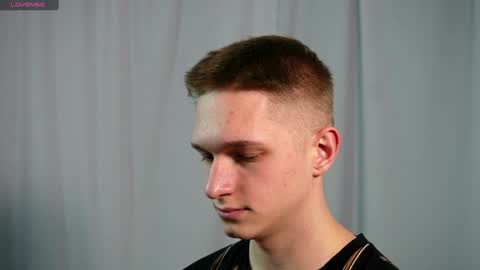Snapshot of dustyn_fox chatting on 01-21-25, 05:09 Dustyn online show from 01-21-25, 05:09