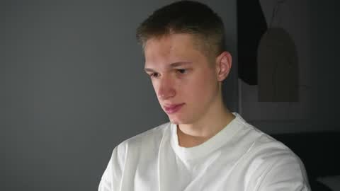 Snapshot of dustyn_fox chatting on 01-27-25, 10:06 Dustyn online show from 01-27-25, 10:06