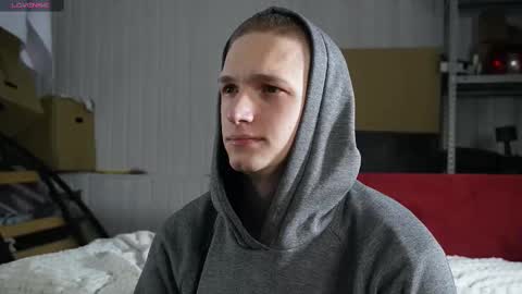 Snapshot of dustyn_fox chatting on 02-14-25, 02:23 Dustyn online show from 02-14-25, 02:23