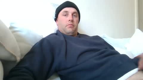 Snapshot of dustyroy09 chatting on 09-17-25, 06:04 dustyroy09 online show from 09-17-25, 06:04