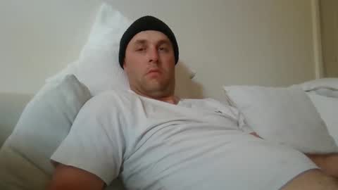 Snapshot of dustyroy09 chatting on 09-18-25, 06:04 dustyroy09 online show from 09-18-25, 06:04