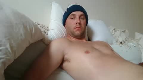 Snapshot of dustyroy09 chatting on 10-07-25, 12:52 dustyroy09 online show from 10-07-25, 12:52