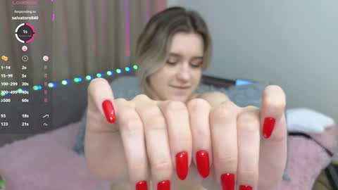 Snapshot of dusyastar chatting on 01-17-25, 01:24 Dusya online show from 01-17-25, 01:24