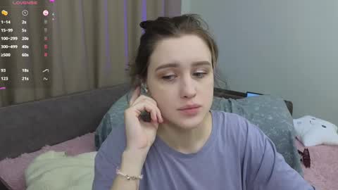 Snapshot of dusyastar chatting on 02-19-25, 02:55 Dusya online show from 02-19-25, 02:55