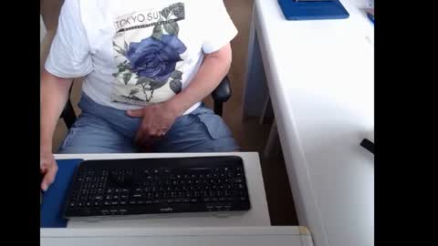 dutchpornking2 online show from 06-13-26, 07:50