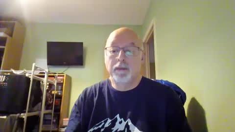 Snapshot of dutchunclejohn chatting on 12-22-25, 09:17 DutchUncleJohn online show from 12-22-25, 09:17