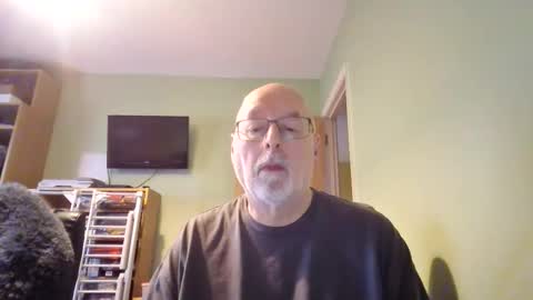 Snapshot of dutchunclejohn chatting on 01-19-26, 01:59 DutchUncleJohn online show from 01-19-26, 01:59