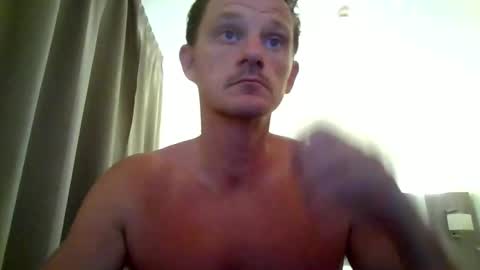 Snapshot of dutchwanker123 chatting on 01-01-25, 04:18 dutchwanker123 online show from 01-01-25, 04:18