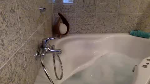 Snapshot of duufy_83 chatting on 12-20-24, 06:08 MorgenLatte83 Rene online show from 12-20-24, 06:08