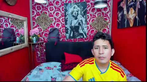 jordan y clarie online show from 07-22-26, 04:04