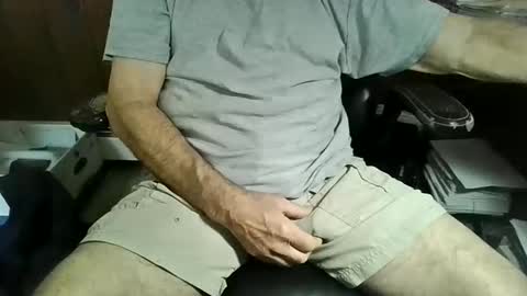 Snapshot of dvd4554 chatting on 05-23-26, 02:54 gooodcam online show from 05-23-26, 02:54