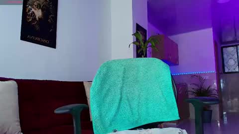Snapshot of dwayne_brown chatting on 05-07-26, 02:55 dwayne_brown online show from 05-07-26, 02:55