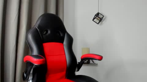 DWAYNIE online show from 03-07-25, 08:13