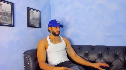 DWAYNIE online show from 11-10-25, 04:55