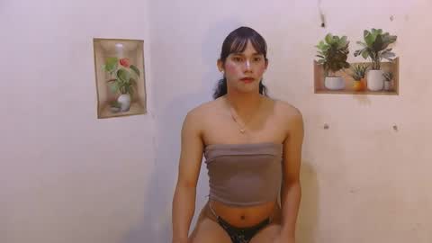 Snapshot of dy_namite chatting on 05-07-26, 06:35 dy_namite online show from 05-07-26, 06:35