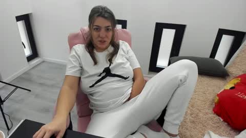 dayana online show from 02-15-26, 05:59