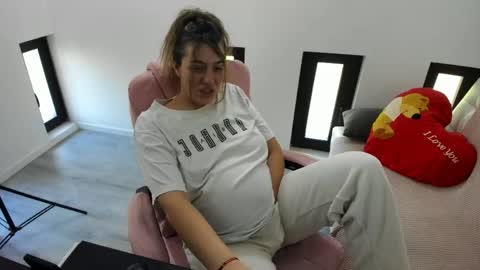 dayana online show from 04-24-26, 04:59