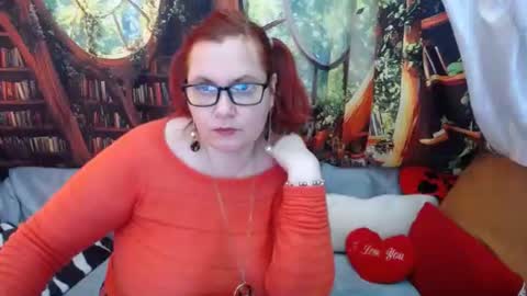 Snapshot of dyannelovee chatting on 05-23-26, 09:57 Dyanne online show from 05-23-26, 09:57
