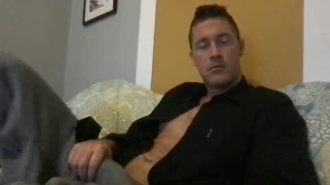 Dylans ThicK online show from 12-27-24, 07:40