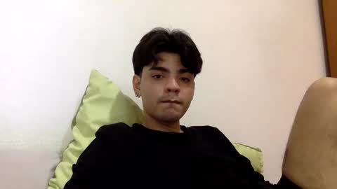 D Y L A N online show from 04-30-26, 02:56
