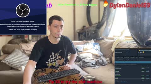 Snapshot of dylandaniel69 chatting on 01-24-25, 07:49 Dylan Daniel 7.8 online show from 01-24-25, 07:49