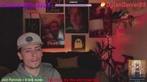 Snapshot of dylandaniel69 chatting on 01-28-25, 02:00 Dylan Daniel 7.8 online show from 01-28-25, 02:00