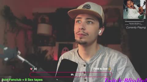 Snapshot of dylandaniel69 chatting on 03-10-25, 01:21 Dylan Daniel 7.8 online show from 03-10-25, 01:21