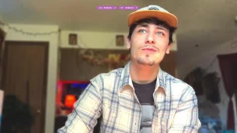 Snapshot of dylandaniel69 chatting on 10-04-25, 06:06 Dylan Daniel 7.8 online show from 10-04-25, 06:06