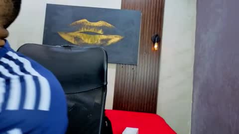 Snapshot of dylanguss chatting on 09-24-25, 11:35 dylanguss online show from 09-24-25, 11:35