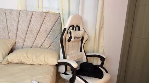 Dylangusss online show from 05-08-26, 10:53