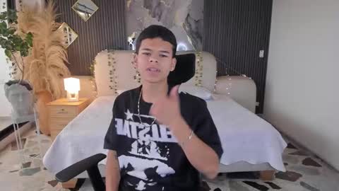 Snapshot of dylanroyce_ chatting on 03-06-26, 12:12 dylanroyce_ online show from 03-06-26, 12:12